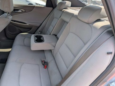 Used 2024 Chevrolet Malibu LT FWD image 16