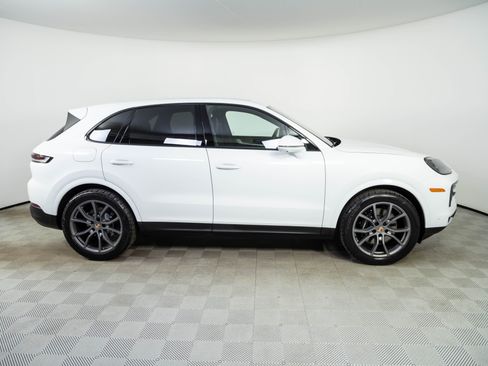 New 2026 Porsche Cayenne AWD/4WD image 28