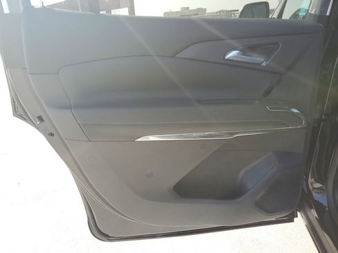 New 2026 Chevrolet Traverse LT w/ Driver Confidence Package image 16