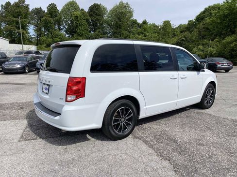 Used 2019 Dodge Grand Caravan GT image 5