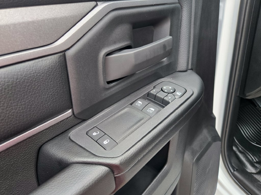 New 2026 RAM 5500 Tradesman w/ Chrome Appearance Group AWD/4WD image 36