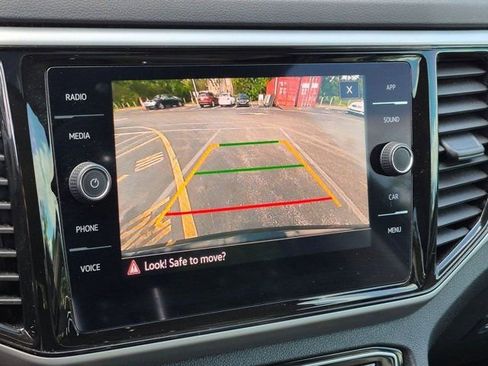 Used 2023 Volkswagen Atlas SE w/ Panoramic Sunroof Package FWD image 15