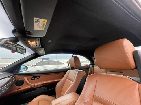 Used 2008 BMW 335i Convertible image 23