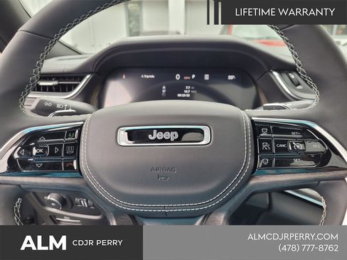 New 2025 Jeep Grand Cherokee L Overland w/ Luxury Tech Group IV AWD/4WD image 25