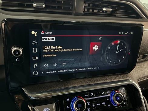 Used 2024 GMC Sierra 3500 Denali w/ Denali Reserve Package image 26