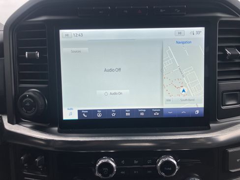 Certified 2022 Ford F150 Lariat w/ Equipment Group 502A High image 29