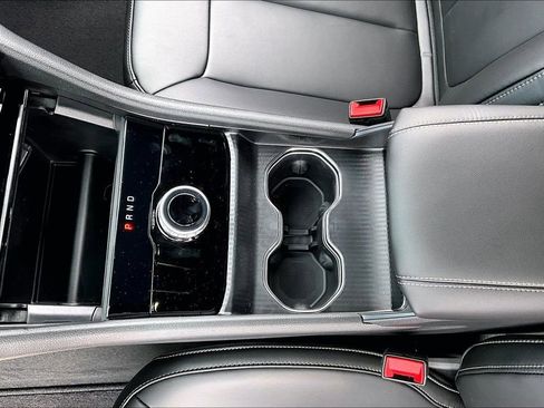New 2026 Jeep Grand Cherokee L Limited RWD image 8