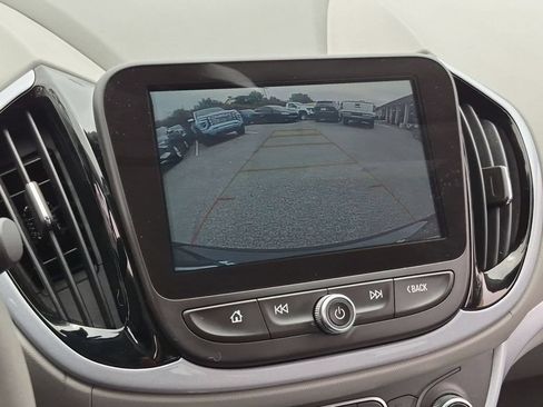 Certified 2018 Chevrolet Volt LT w/ Comfort Package FWD image 15