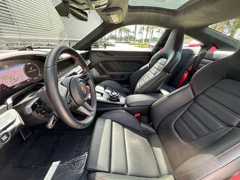 Certified 2025 Porsche 911 Carrera GTS RWD image 5