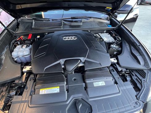 Used 2019 Audi Q8 Prestige image 29