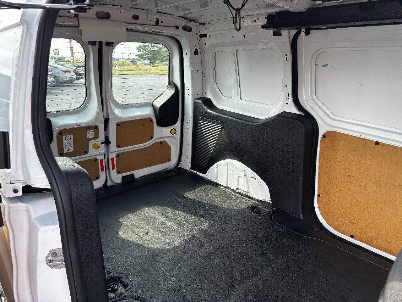 Used 2015 Ford Transit Connect XL FWD image 21
