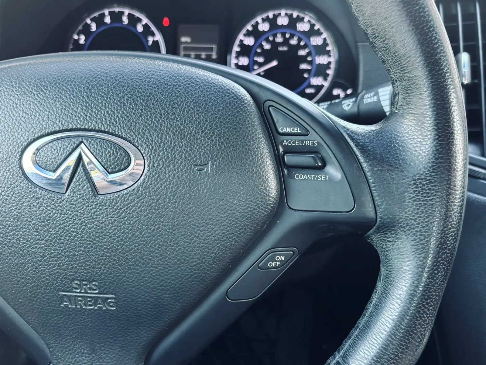 Used 2013 INFINITI G37 x Sedan w/ Premium Pkg AWD/4WD image 27