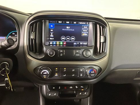 Used 2019 Chevrolet Colorado Z71 AWD/4WD image 26