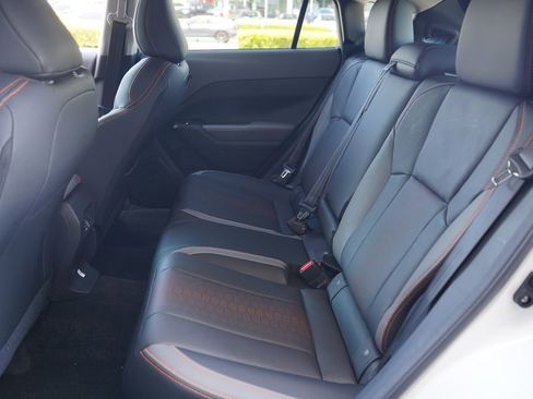 Used 2025 Subaru Crosstrek 2.5i Limited w/ Crosstrek Mirror Package image 7