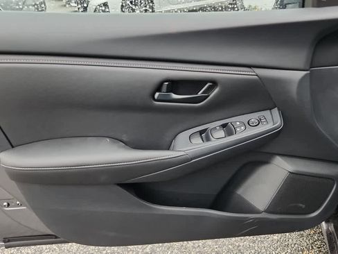 New 2025 Nissan Sentra S image 9