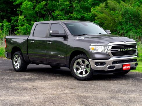 Used 2019 RAM 1500 Big Horn RWD image 2
