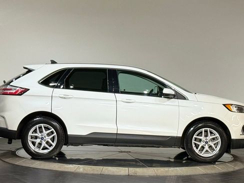 Used 2022 Ford Edge SEL w/ Convenience Package image 11