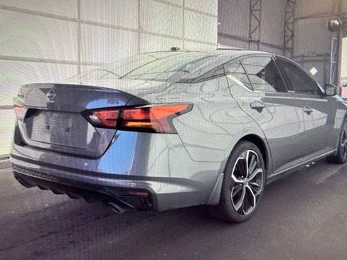Used 2024 Nissan Altima 2.5 SR FWD image 5