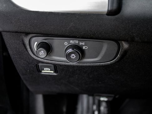 Used 2018 GMC Terrain SLE w/ Driver Convenience Package image 36