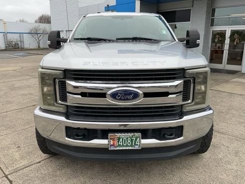 Used 2019 Ford F250 XLT image 3