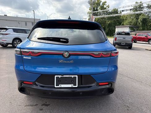 Used 2025 Alfa Romeo Tonale w/ Premium Package AWD/4WD image 5