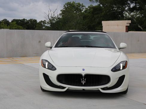 Used 2014 Maserati GranTurismo MC RWD image 15