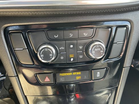 Used 2018 Buick Encore Preferred AWD/4WD image 21