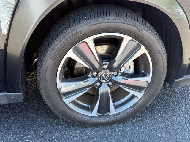 Used 2025 Lexus UX 300h AWD w/ Cold Area Package image 29