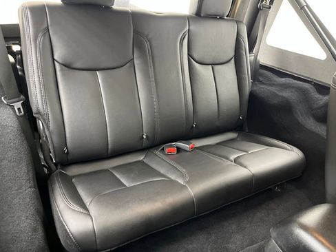 Used 2018 Jeep Wrangler Sport AWD/4WD image 20
