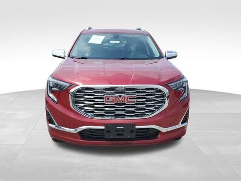 Used 2019 GMC Terrain Denali w/ Comfort Package AWD/4WD image 2