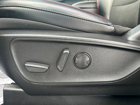 Used 2023 Ford Escape ST-Line w/ Tech Pack #1 AWD/4WD image 19