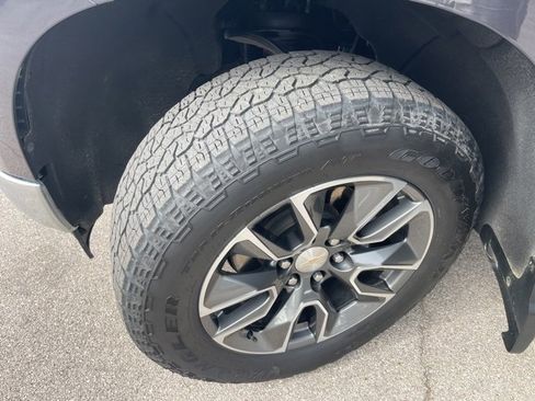 Certified 2022 Chevrolet Silverado 1500 LT image 12