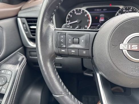 Used 2023 Nissan Rogue SV w/ SV Premium B Package AWD/4WD image 9