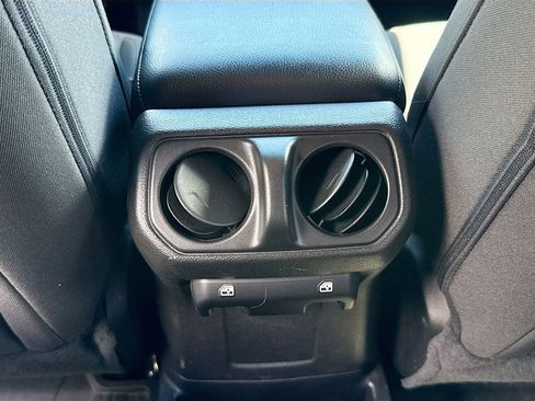 Used 2023 Jeep Wrangler Unlimited w/ Cold Weather Group AWD/4WD image 29