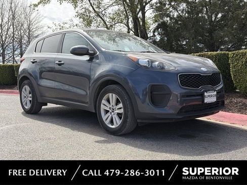 Used 2019 Kia Sportage LX image 1