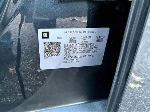 Used 2021 Chevrolet Malibu RS w/ LPO, Floor Liner Package image 17