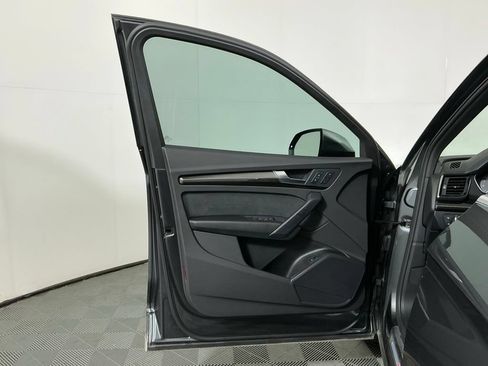 Used 2022 Audi SQ5 Premium AWD/4WD image 19