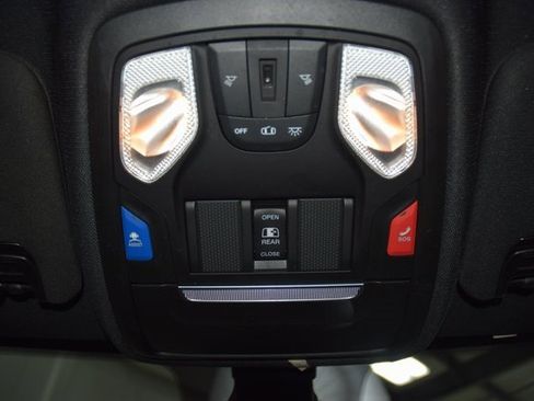 Used 2022 RAM 2500 Big Horn w/ Level C Equiment Group image 45