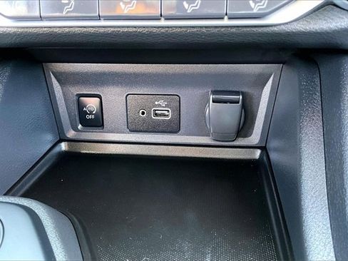 Certified 2025 Nissan Sentra S image 15