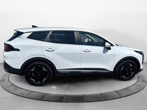 Used 2026 Kia Sportage EX FWD image 6
