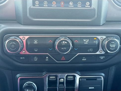 Used 2021 Jeep Wrangler Unlimited Willys image 20