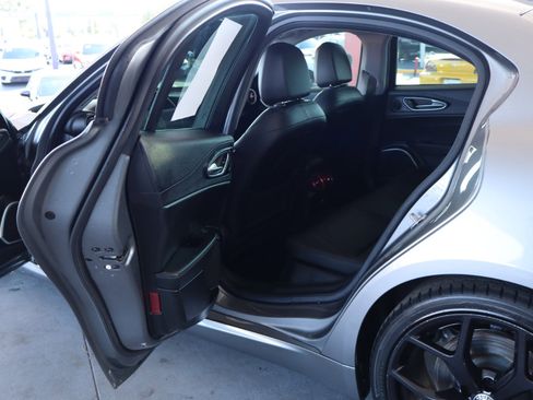 Used 2020 Alfa Romeo Giulia w/ Nero Edizione image 44