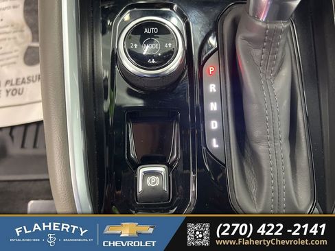 Used 2023 Chevrolet Colorado ZR2 w/ ZR2 Convenience Package III image 31