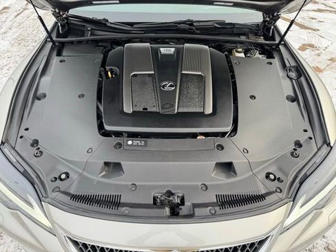 Used 2024 Lexus LS 500 AWD w/ Interior Upgrade Package image 24