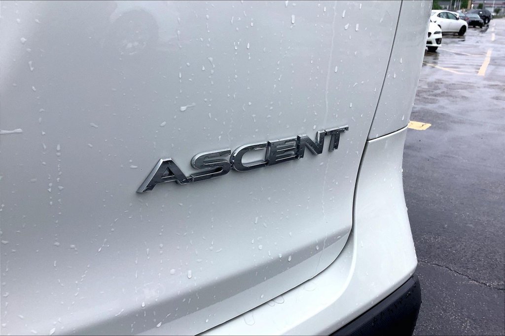 Certified 2025 Subaru Ascent Premium AWD/4WD image 9