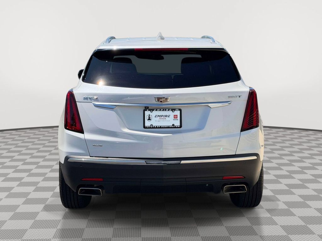 Used 2022 Cadillac XT5 Luxury AWD/4WD image 6