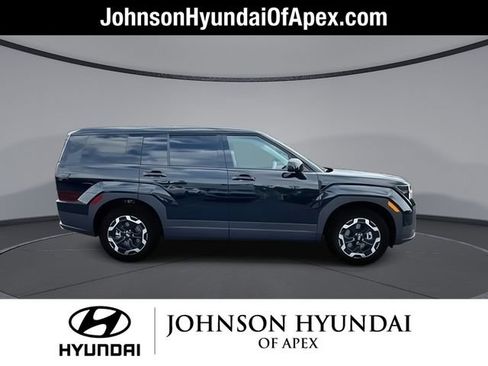 Used 2025 Hyundai Santa Fe SE AWD/4WD image 13