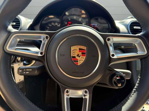 Used 2024 Porsche 718 Cayman w/ Sport Chrono Package image 50