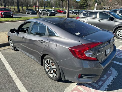 Used 2018 Honda Civic LX image 3