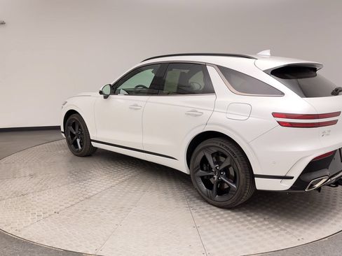 Certified 2026 Genesis GV70 3.5T Sport Prestige AWD/4WD image 4